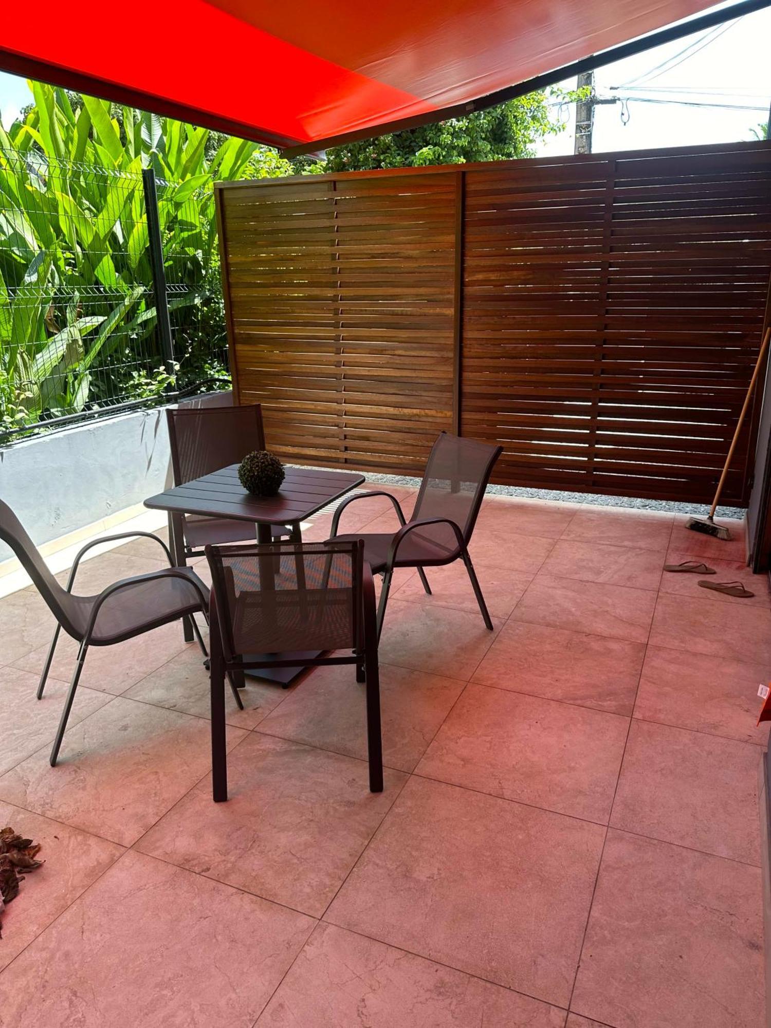 Un Moment De Detente Cayenne Esterno foto